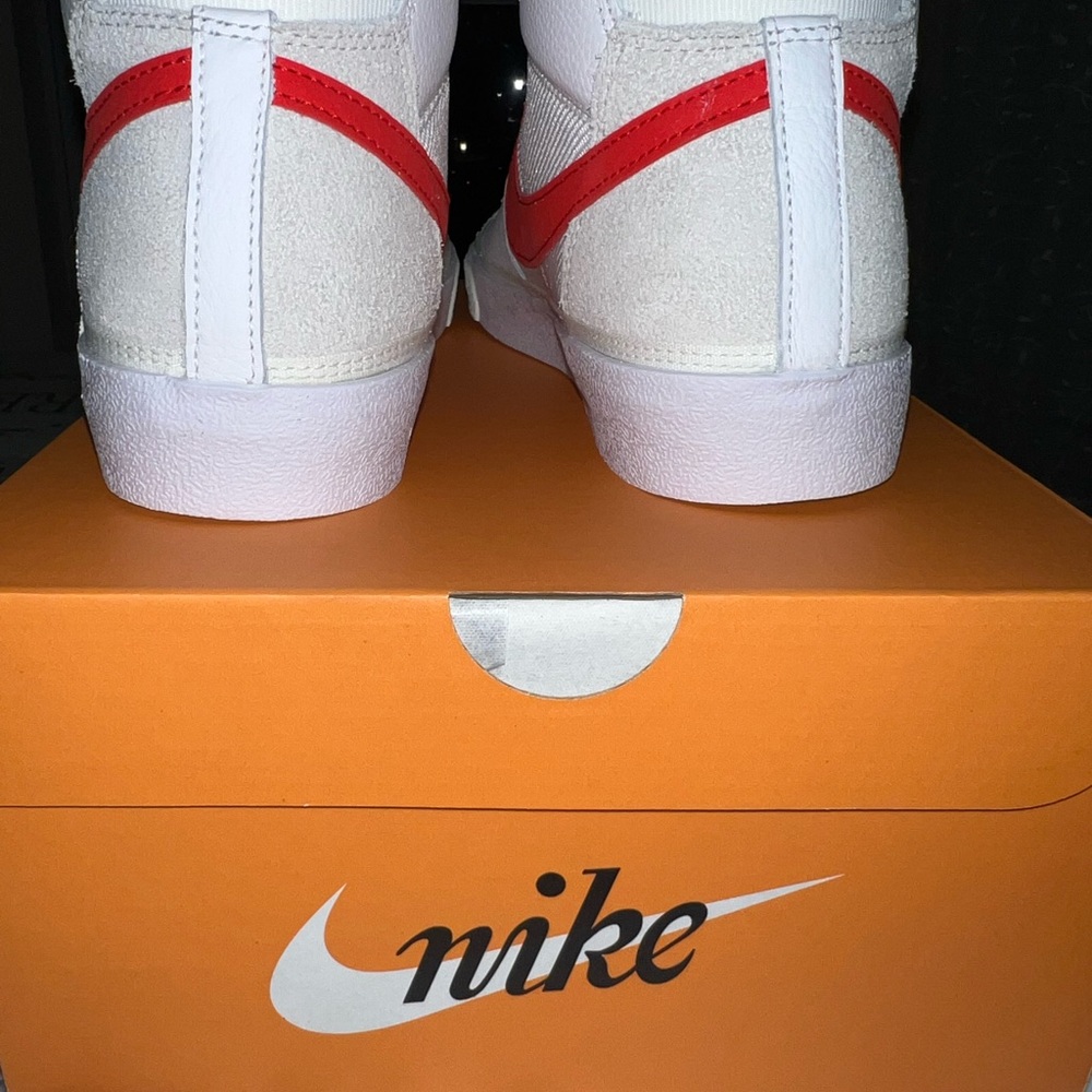 Nike men’s blazer mid 77 pro club size 9.5 new - Picture 2 of 5